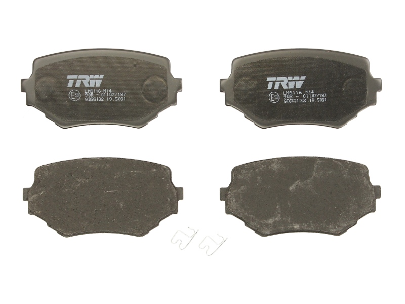 Remblokken set Voor (met extra's), past: SUZUKI GRAND VITARA I, VITARA, XL-7 1.9D-2.7 12.94-08.06