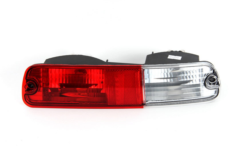 Achterlicht Links (onderste deel, P21W/W21/5W, kleur indicator wit, kleur van het glas red) past: MITSUBISHI PAJERO III Off-road 01.03-01.07