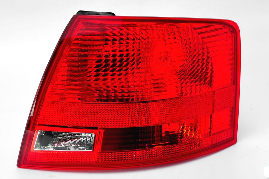 Achterlicht Rechts (extern, P21W, kleur indicator geel, kleur van het glas red) past: AUDI A4 B7 Stationwagon 11.04-06.08