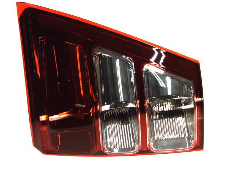 Achterlicht Rechts (W21/5W/W21W/WY21W, kleur indicator wit, kleur van het glas red) past: SUZUKI GRAND VITARA II 5D 04.05-01.09