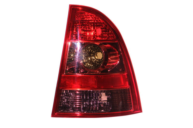 Achterlicht Rechts (W21/5W/W21W/WY21W, kleur indicator geel, kleur van het glas red) past: TOYOTA COROLLA E12 Stationwagon 5D 01.02-07.07
