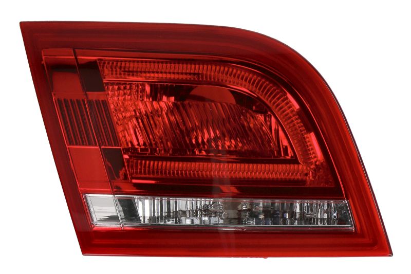 Achterlicht Links (binnen, LED/P21W/W16W, kleur indicator wit, kleur van het glas red) past: AUDI A3 8P Cabriolet / Hatchback 05.03-05.08