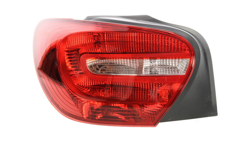 Achterlicht Links (kleur indicator geel/transparant, kleur van het glas red) past: MERCEDES A-KLASA W176 06.12-06.15