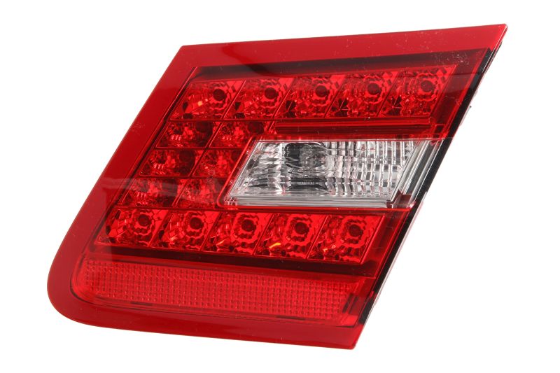 Achterlicht Rechts (binnen, LED, kleur van het glas red, anti-fog licht) past: MERCEDES E-KLASA A207/C207 Beker 01.09-05.13