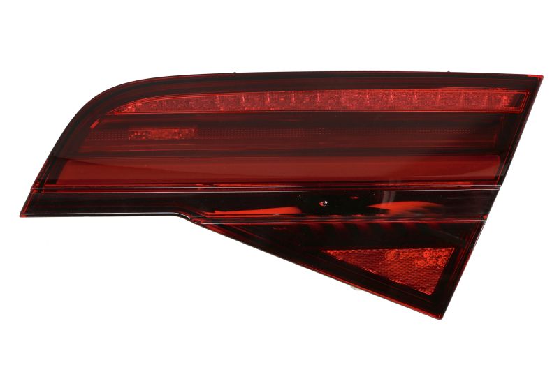 Achterlicht Rechts (binnen, LED, kleur van het glas gerookt/red) past: AUDI A8 D4 Saloon 09.13-11.17
