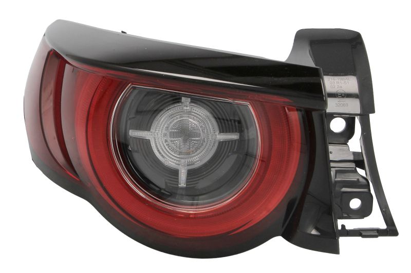 Achterlicht Links (extern, LED) past: MAZDA 3 BP Liftback 01.22-