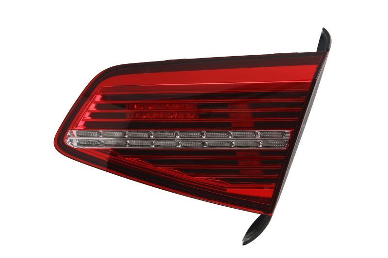 Achterlicht Rechts (binnen, LED) past: VW PASSAT B8 Saloon 08.14-01.19